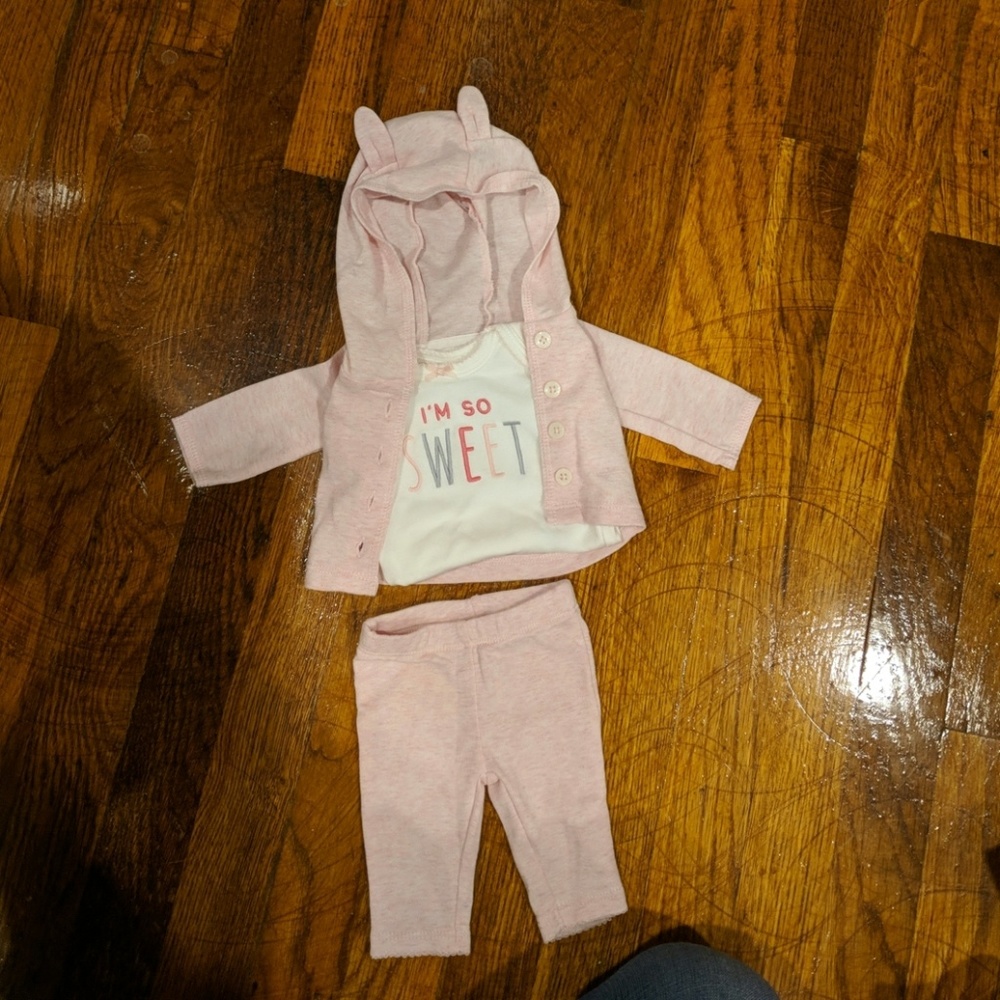 Carter's preemie matching outfit